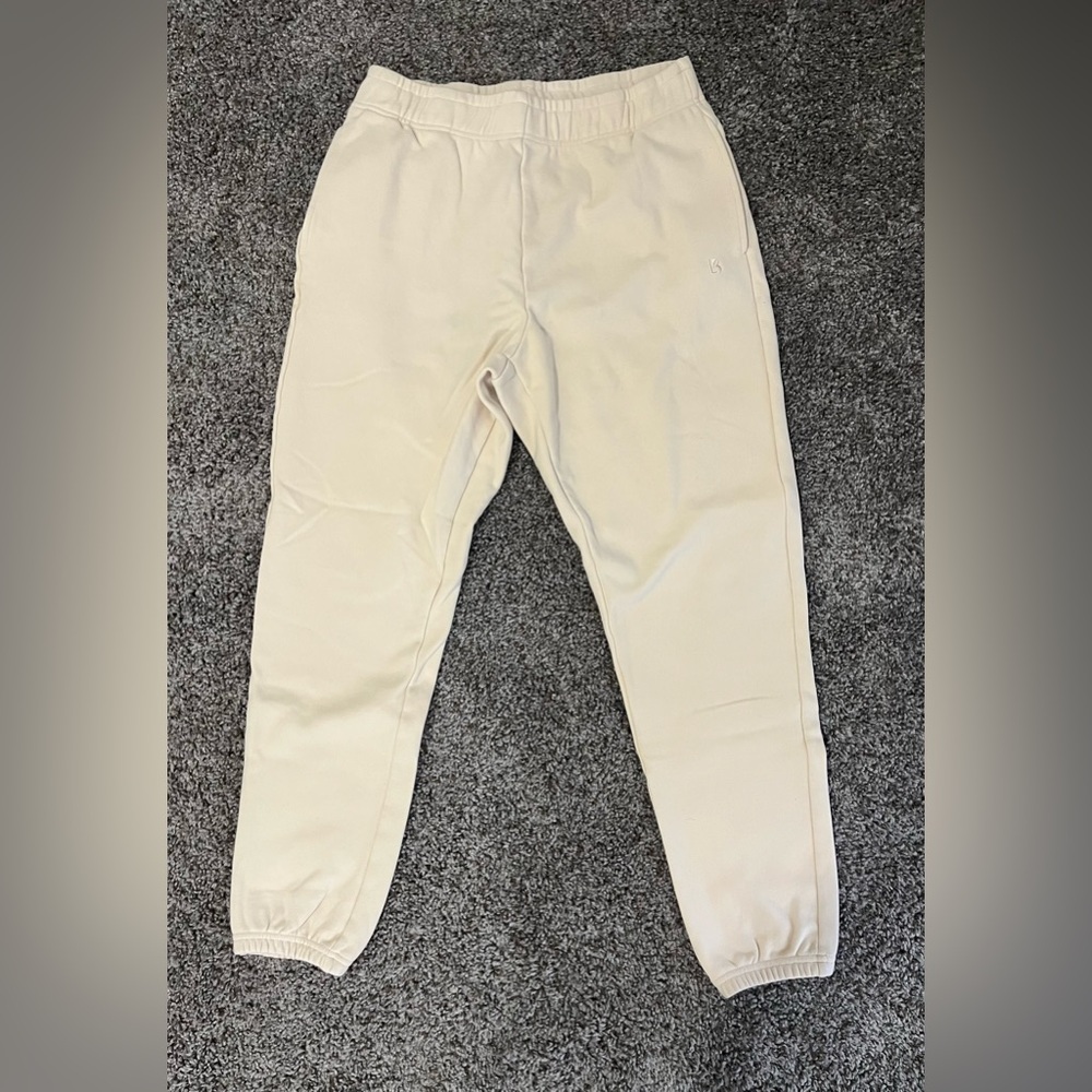 Buffbunny Cloud Joggers - Off-White